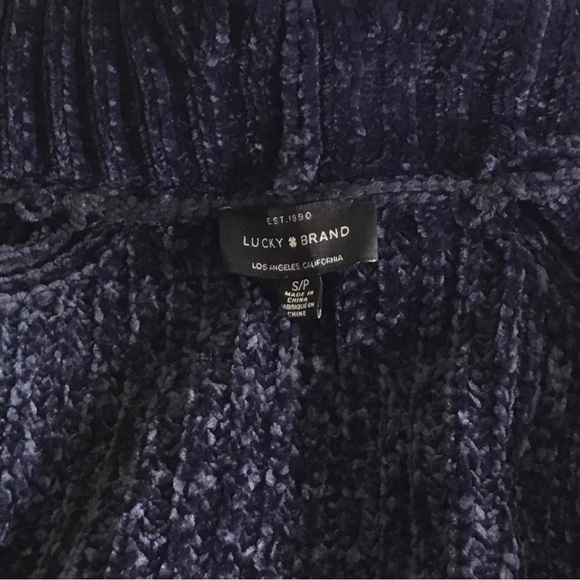 Lucky Brand cowl neck sweater. S oversized Excellent condition, Extremely Cozy! - Picture 7 of 7